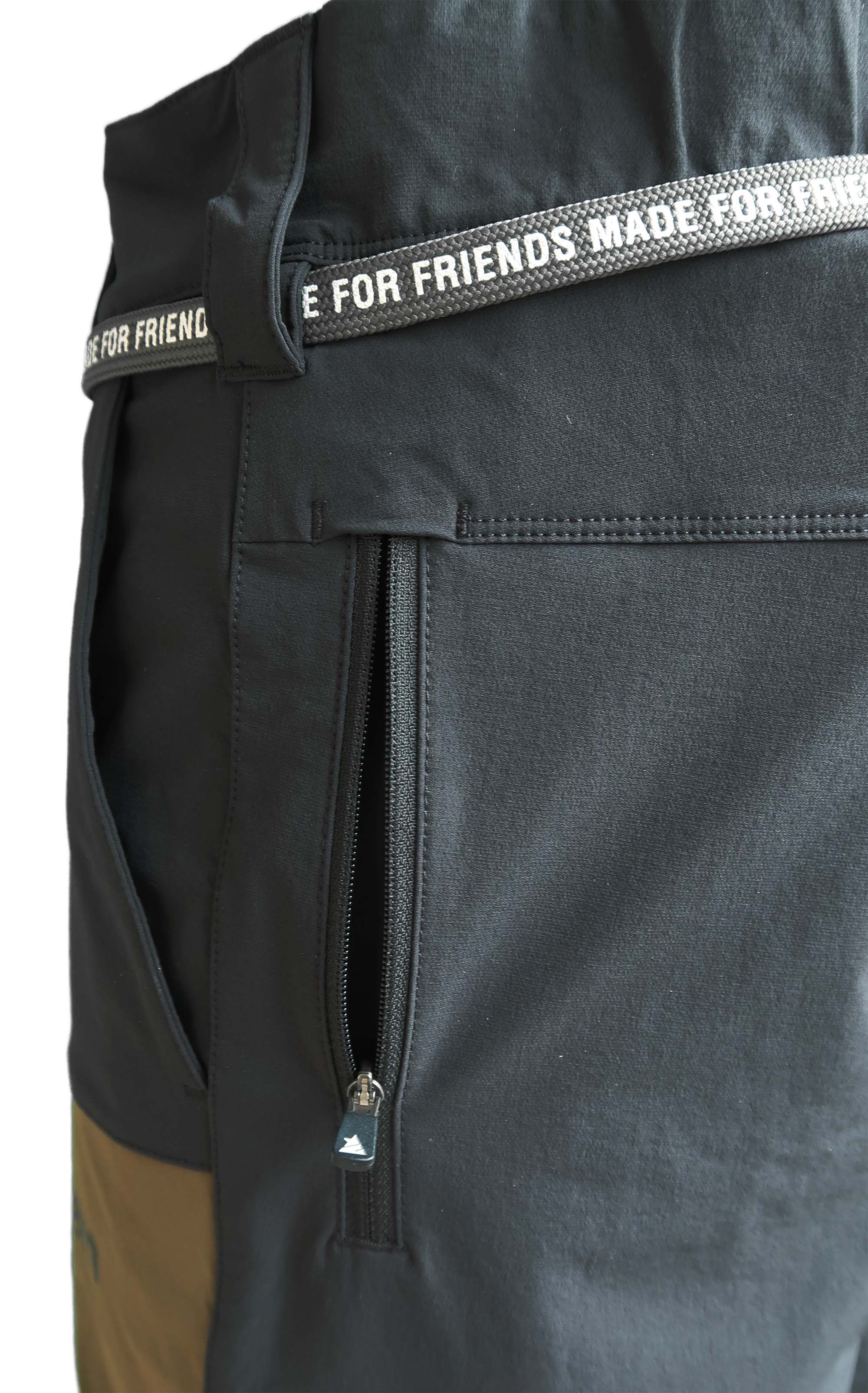 Zimtstern Xalpz Tech Shorts Homme Pirate Black