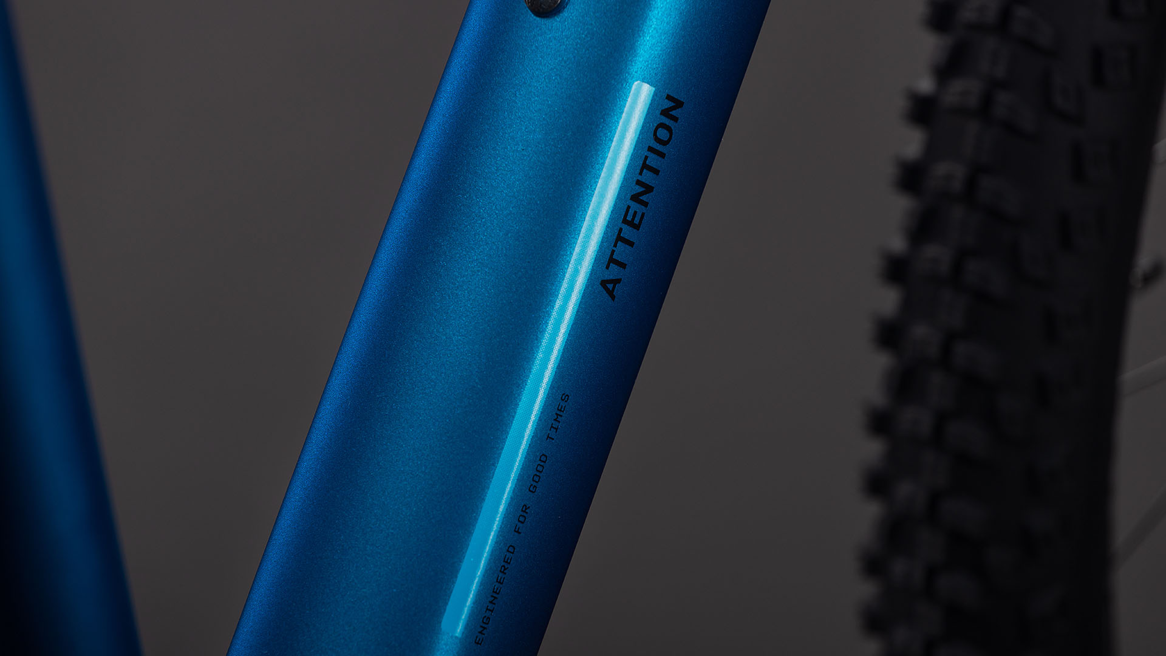 Cube Attention Pro electricblue´n´bleu (2026)