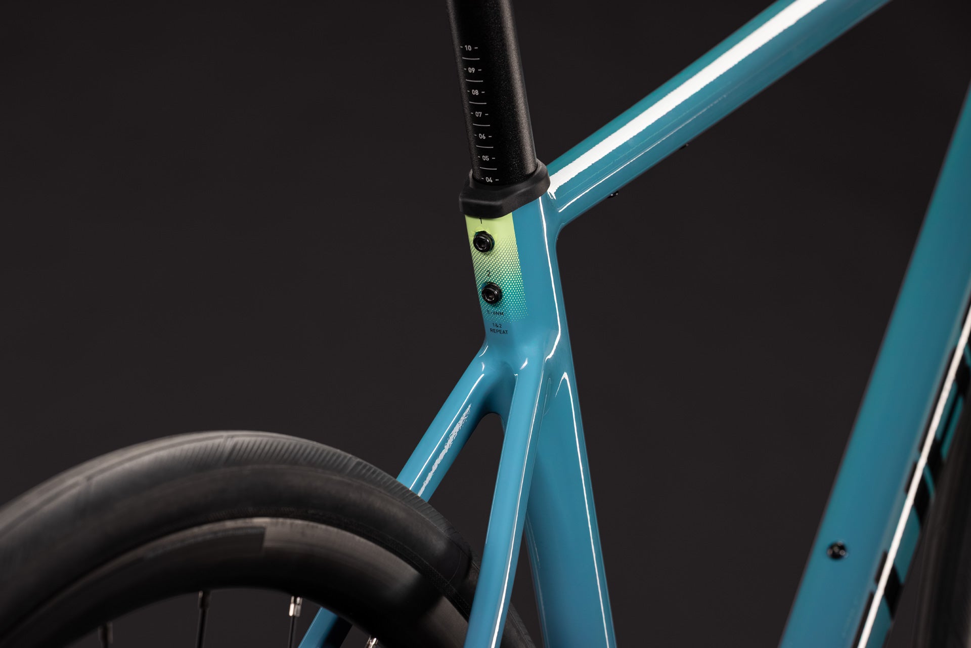 Cube Attain Pro surfblue´n´black (2027)