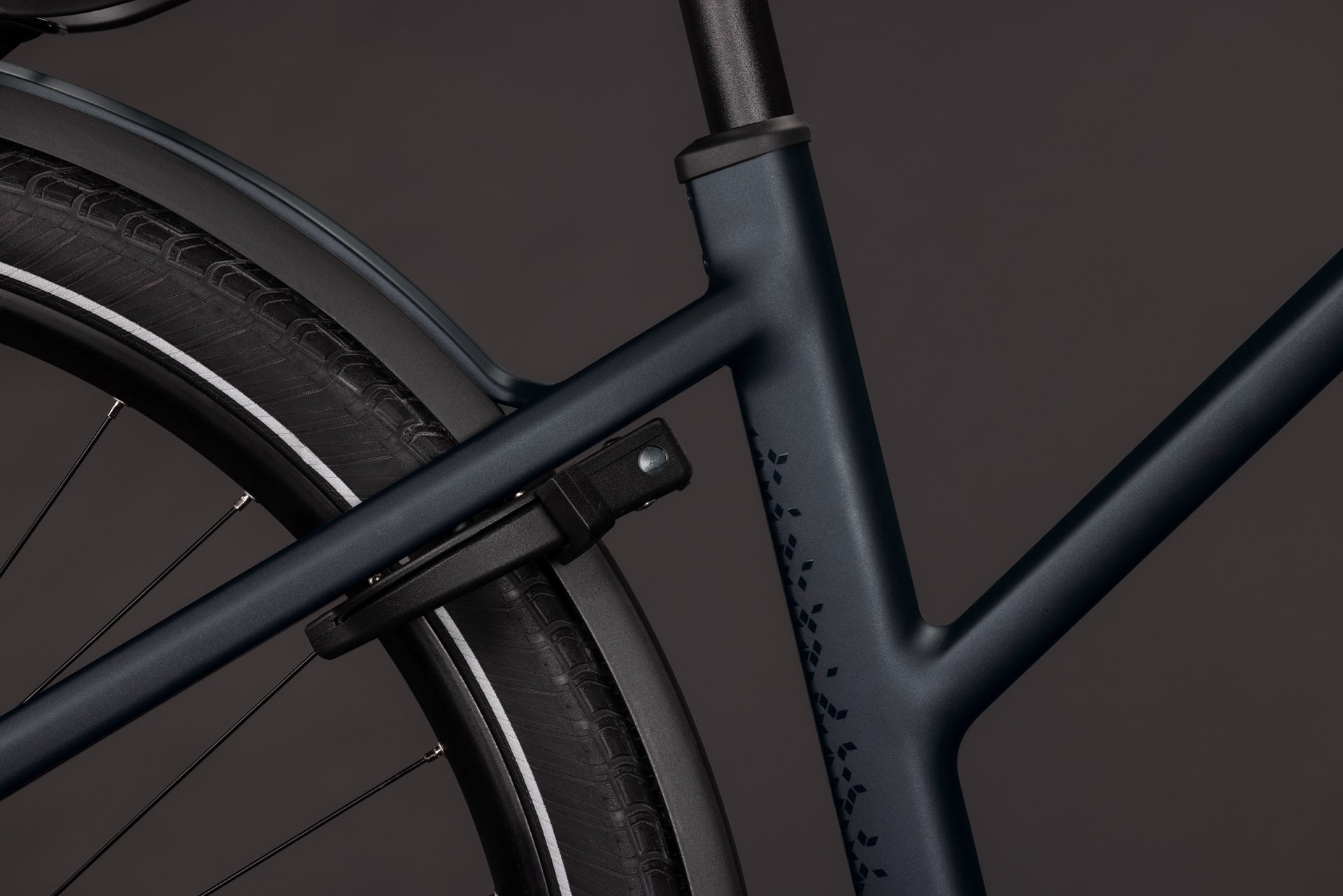 Cube Kathmandu Hybrid Pro 800 Trapèze coal´n´black (2027)
