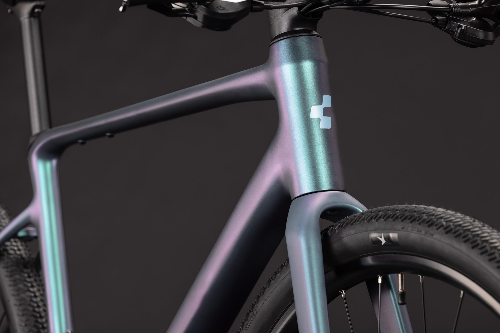Cube Nulane Race smaragdgrey´n´prizm (2027)