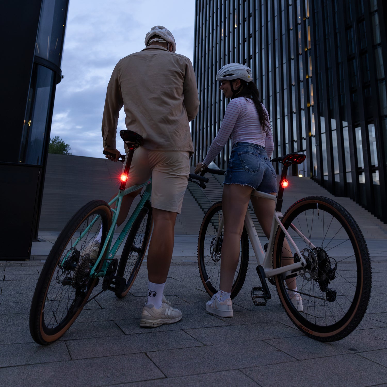 Sigma Hiro 10 feu arrière