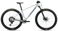 Orbea ALMA H30 Halo Silver - Tanzanite (Brillant) (2026) | VTT semi-rigide 29 pouces | Halo Silver - Tanzanite (Brillant) – aktuelle Variante