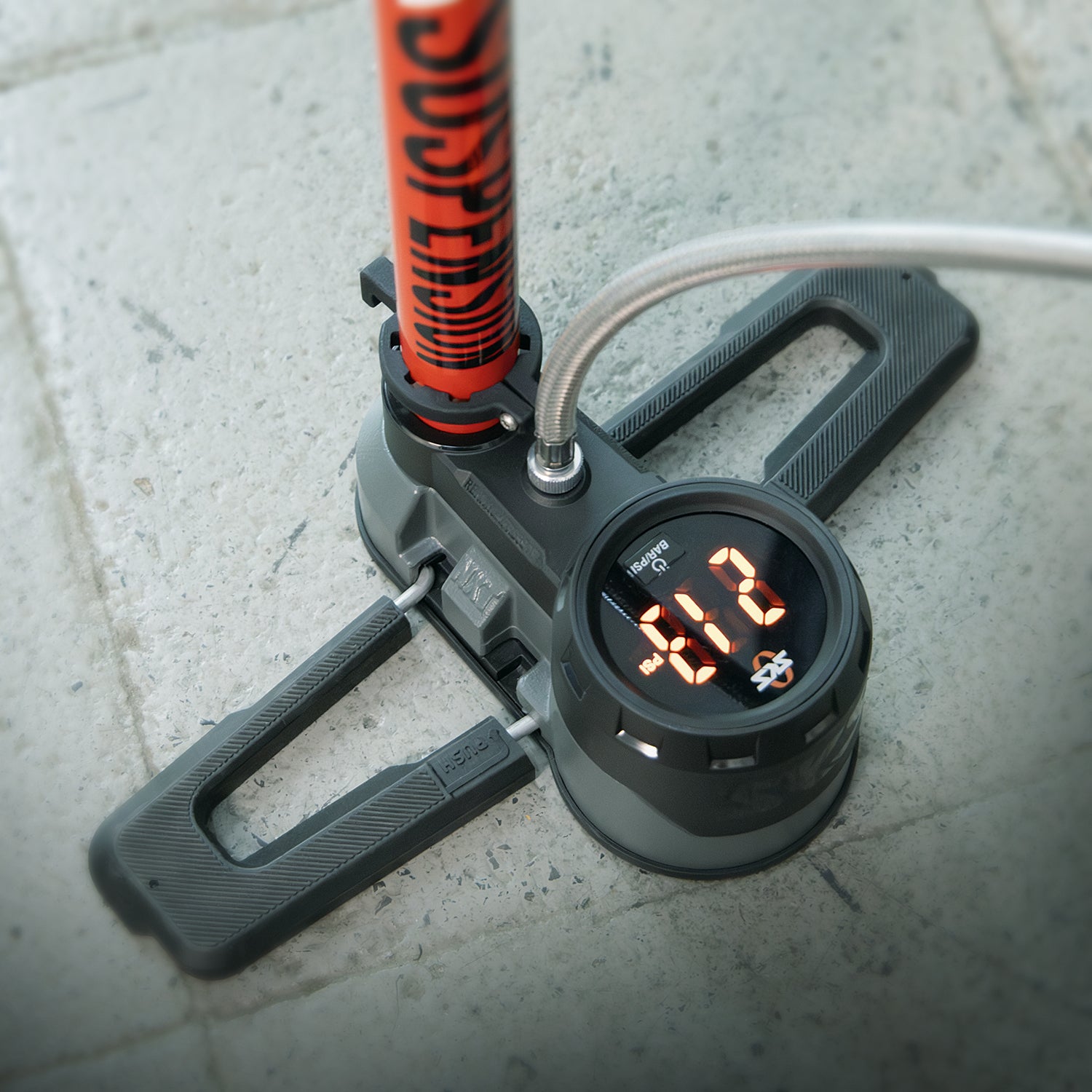 SKS Germany RENNKOMPRESSOR SUSPENSION Pompe à pied Orange
