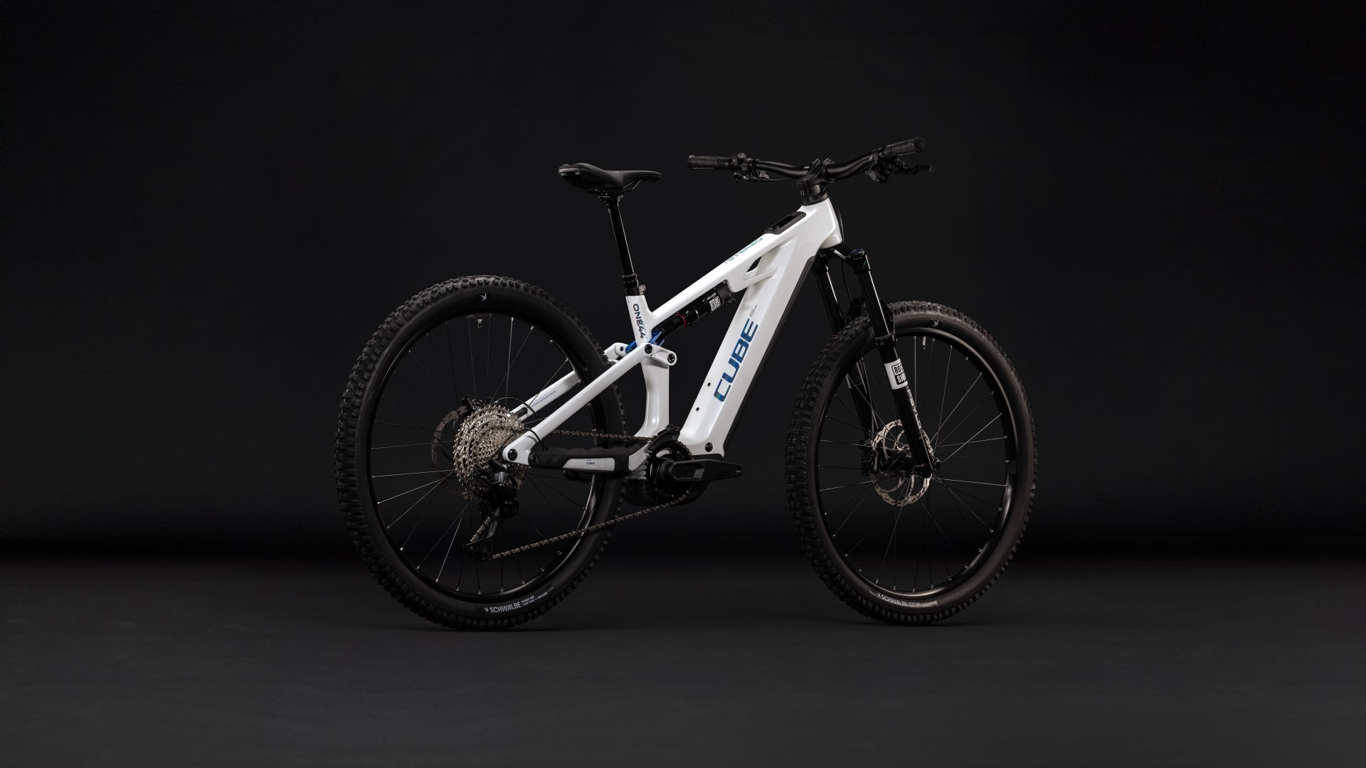 Cube Stereo Hybrid ONE44 HPC Pro 800  blanc métallique´n´bleu (2027)