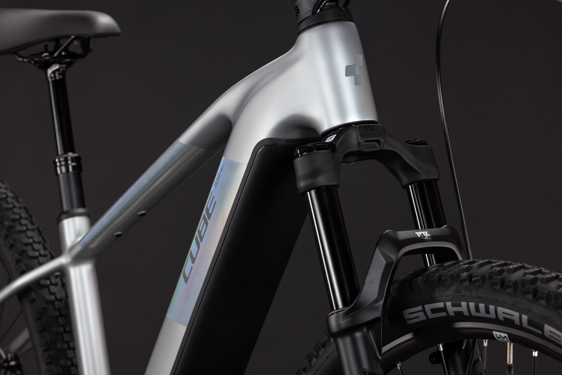 Cube Reaction Hybrid SLX 800 Diamant platine´n´reflex (2027)