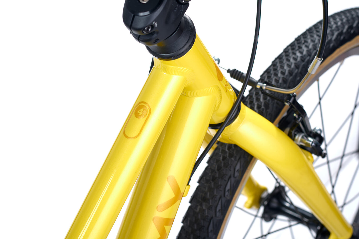 Academy GRADE 4 Jaune