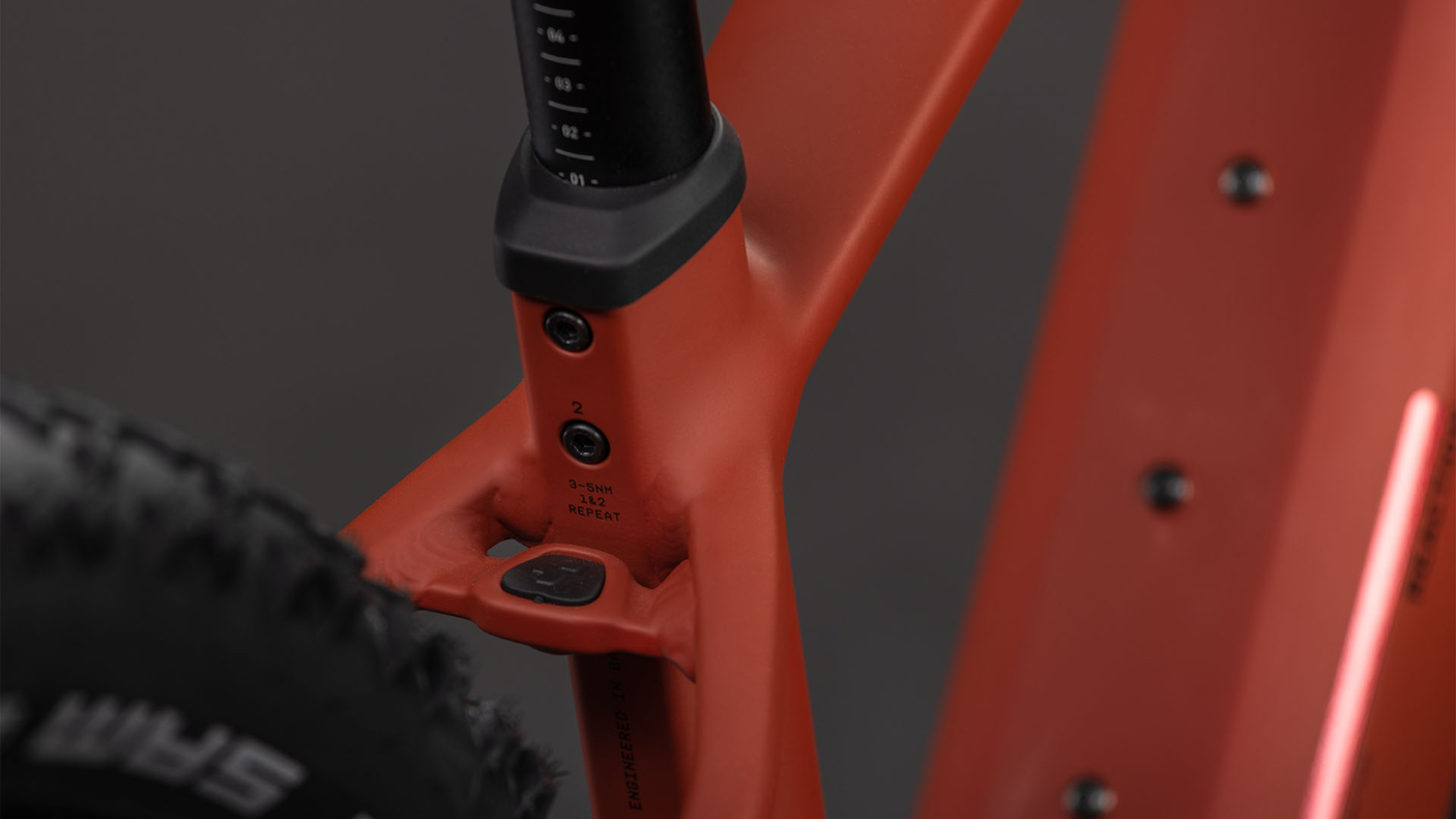 Cube Reaction Hybrid Race 800 Diamant 800 ambre´n´noir