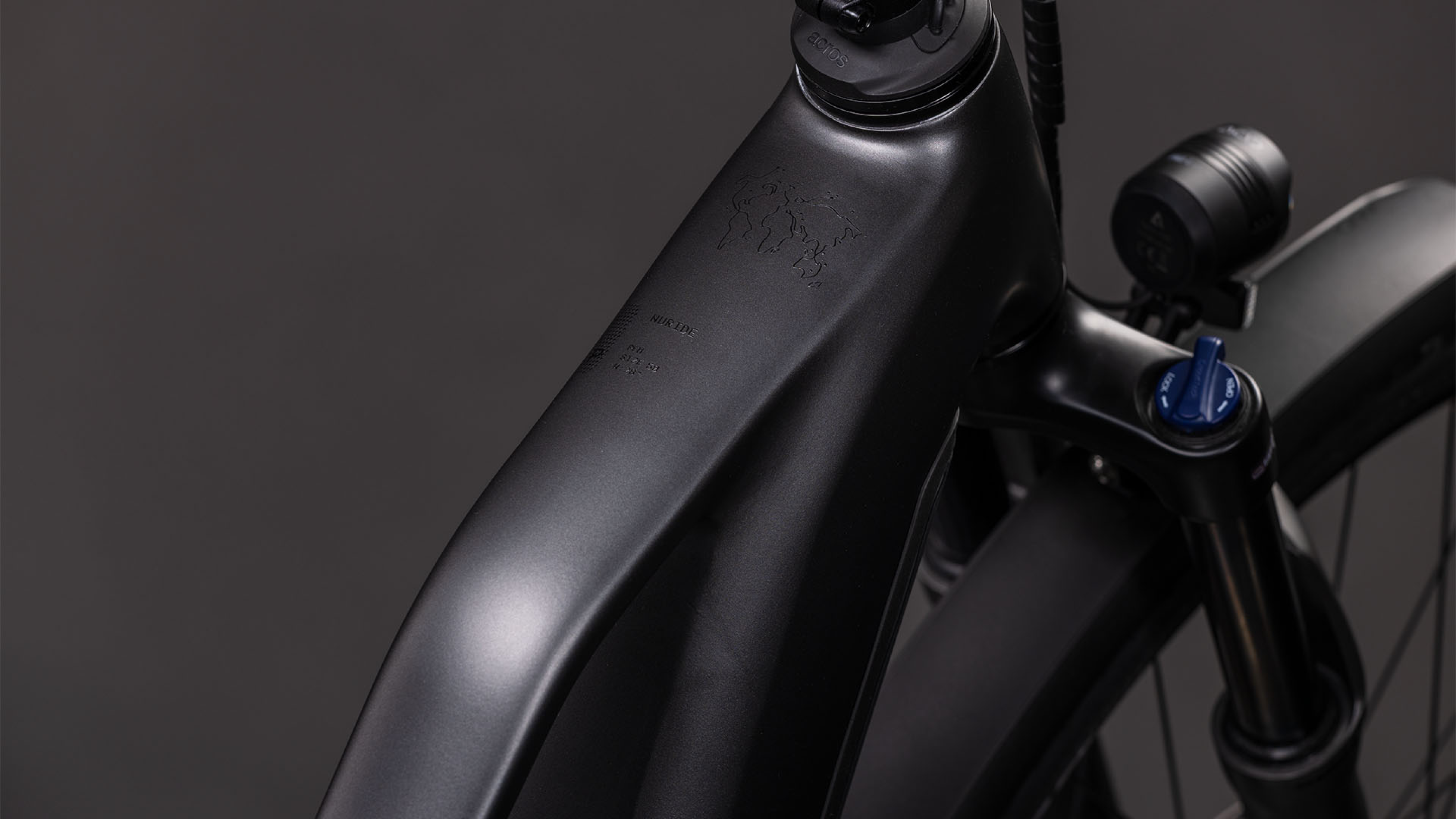 Cube Nuride Hybrid Performance 600 Trapèze slabgrey´n´black (2026)