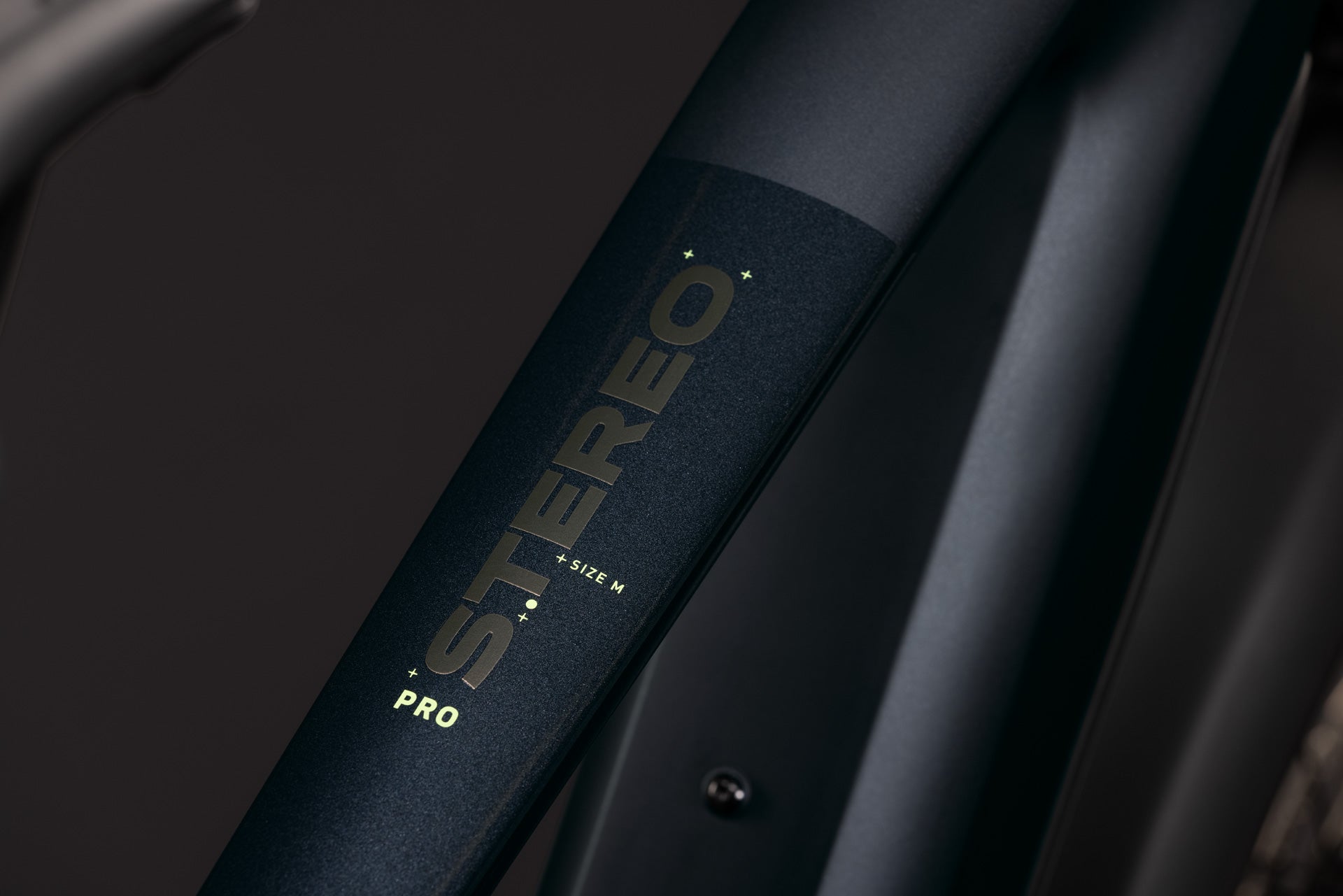 Cube Stereo Hybrid ONE44 Pro 800 FE coal´n´black (2027)