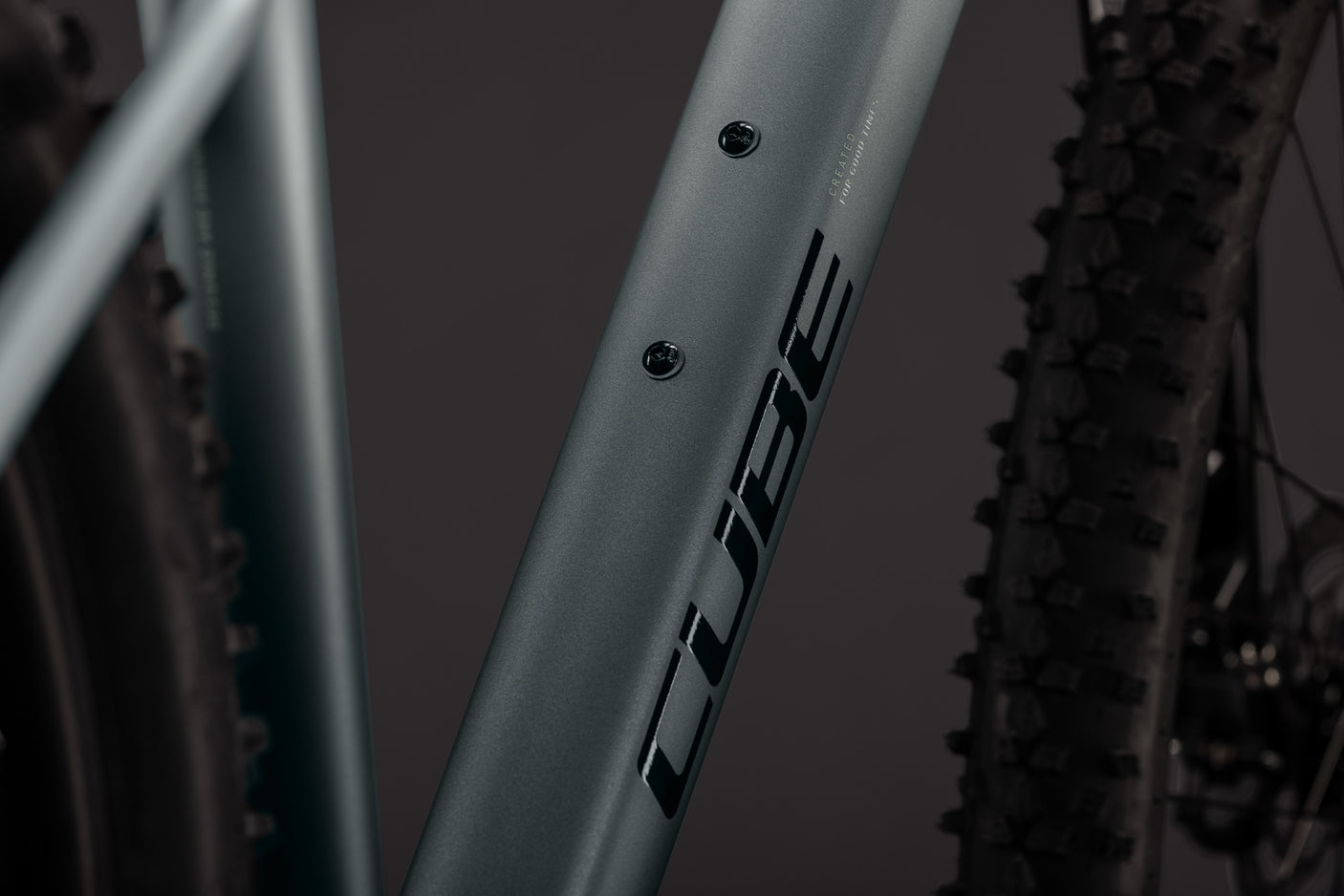 Cube Aim Pro gris´n´black (2027)
