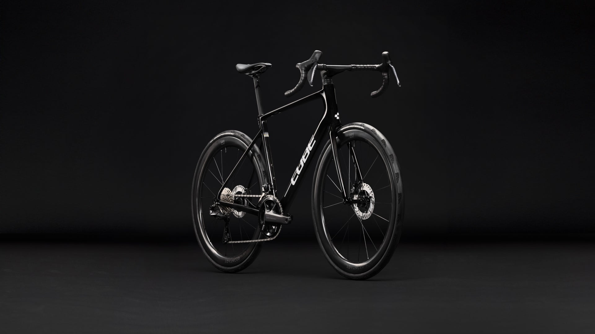 Cube Attain C:62 SLT carbon´n´white (2027)