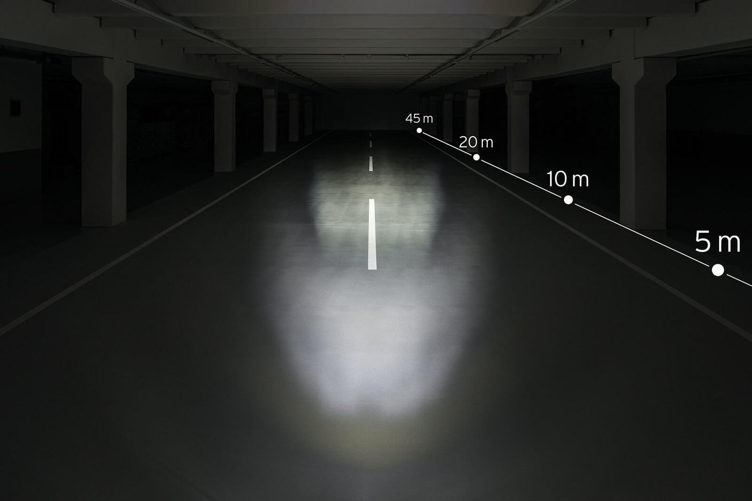 Busch + Müller Lumotec Upp N Plus Phare avant noir/transparent