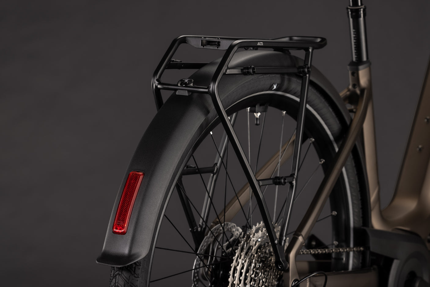Cube Touring Hybrid Pro 800 Easy Entry metallicumbra´n´black (2027)